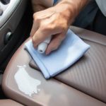 les-astuces-simples-pour-nettoyer-linterieur-de-votre-voiture-comme-un-pro-blog-automobile